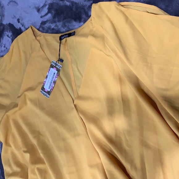 Mustard Boo Hoo Dress - Picture 3 of 3